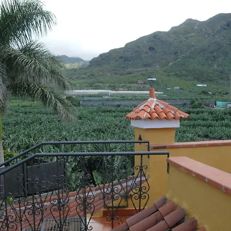 La Cuadra *